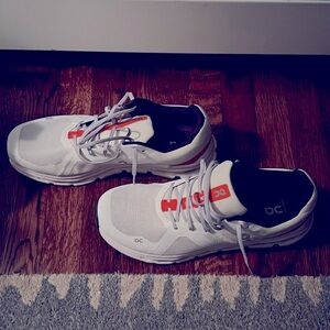 OC (On Cloud) Men’s size 13 Cloudrunner sneakers.